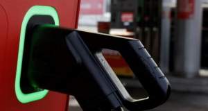 بازار خودروهای برقی در دنیا داغ شد