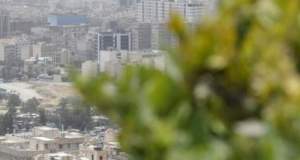 اینجا آسمان خاکیست