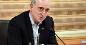 لزوم بهبود کیفیت آرد؛ نان خشک گران‌تر از نان تازه است