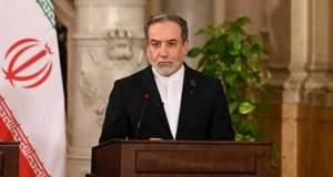 عراقچی: ایران در کنار مسلمانان در مقابله با بلایی که منطقه را تهدید می‌کند، ایستاده است