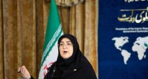 مهاجرانی: دولت می‌کوشد با تمام توان جنگ را از ایران دور کند