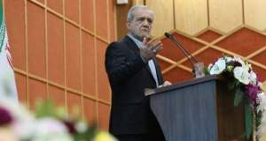 پزشکیان: انتقال آب دریا به صنایع اصفهان فشار بر منابع محلی را کم می‌کند