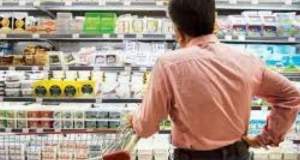 دولت کجای ماجرا ایستاده است؟ وقتی ارز، بنزین و کالاهای اساسی هم‌زمان گران می‌شوند