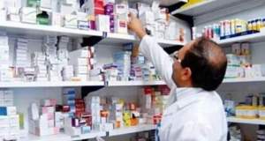 تیغ گرانی ارز زیر گلوی داروها؛ ارز دولتی دارو حذف می شود؟