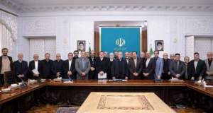 اتخاذ ۴ تصمیم مهم دولت و مجلس برای حمایت از بازار و فعالان اقتصادی