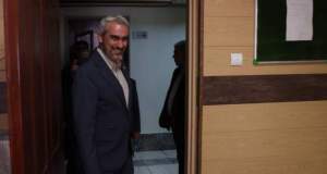 تمامی مقررات دست و پا گیر دستگاه‌ها از طریق هئیت مقررات زدایی حذف می‌شوند