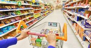 دو راه برای ترمیم سفره مردم پس از حذف ارز ترجیحی