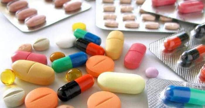 محمولههای دارویی در حال ورود به کشور / تمهید تأمین پایدار دارو با محدودیتهای موجود محمولههای دارویی در حال ورود به کشور / تمهید تأمین پایدار دارو با محدودیتهای موجود