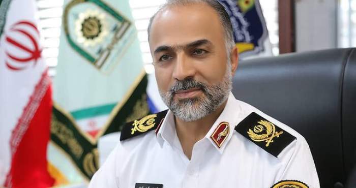 تأکید پلیس بر جابجایی خودروها به حاشیه معبر پس از تصادف تأکید پلیس بر جابجایی خودروها به حاشیه معبر پس از تصادف