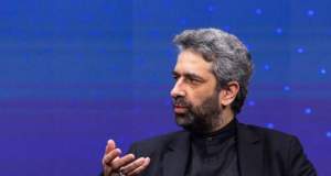 معاون دفتر پزشکیان: ترویج اختلاف در هر لباس و مقامی، از پشت خنجر زدن است