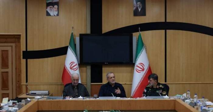پزشکیان: ترجیح منطقی و مبتنی بر منافع ملی تکمیل پیروزی نیروهای مسلح در عرصه دیپلماسی است پزشکیان: ترجیح منطقی و مبتنی بر منافع ملی تکمیل پیروزی نیروهای مسلح در عرصه دیپلماسی است