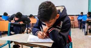 امتحانات نهایی دانش آموزان مجازی نمی‌شود
