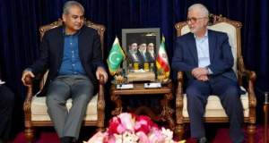 وزیر کشور: هدفگذاری تجارت ۱۰ میلیارد دلاری ایران و پاکستان عملیاتی می‌شود