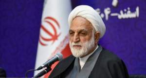 اژه‌ای: دشمن به مخدوش کردن انسجام ملی چشم دوخته است/ سنگر خیابان را رها نخواهیم کرد