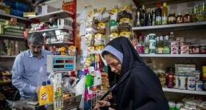 فعالیت تمامی سوپرمارکت‌ها در مسیر‌های تشییع رهبر/ فعالیت برخی‌ها ۲۴ ساعته شد