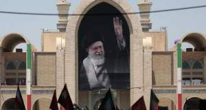 عصر امروز؛ آیین بزرگداشت قائد شهید از سوی رهبر معظم انقلاب در مصلی