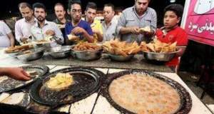 ساندویچی‌ها پناهگاه لیسانسه‌های بیکار شدند/ رئیس اتحادیه: منوی ثابت حذف شد/ مشتری اغذیه فروشی ها ۴۵ درصد کاهش یافت